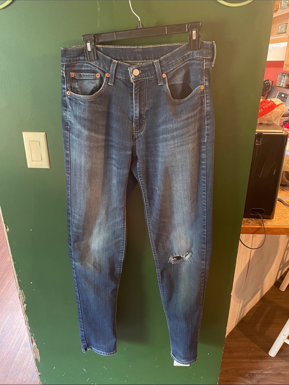 Levis 531 distressed Blue Jeans Straight Leg Size 32x36